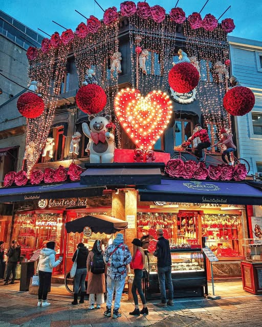 Sweet Taste of Turkish Tradition in Knightsbridge