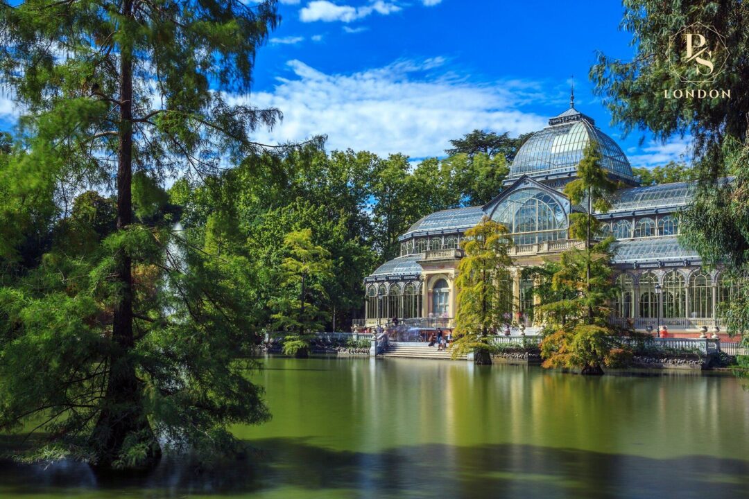 A beautiful view of the Lush Kew Gardens